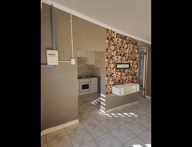 6 BEDROOM HOUSE FOR SALE IN VANDERBIJLPARK CW 6